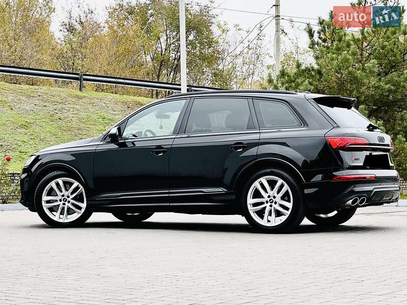 Позашляховик / Кросовер Audi SQ7 2019 в Дніпрі