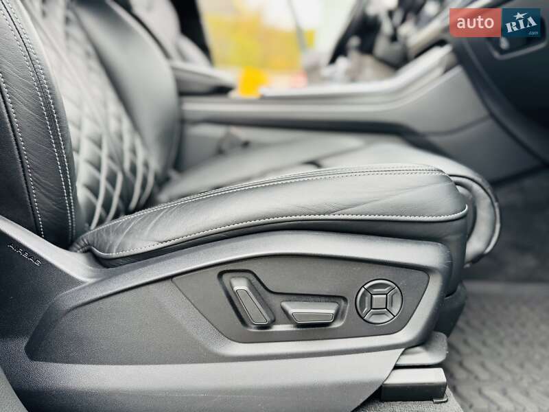 Позашляховик / Кросовер Audi SQ7 2019 в Дніпрі