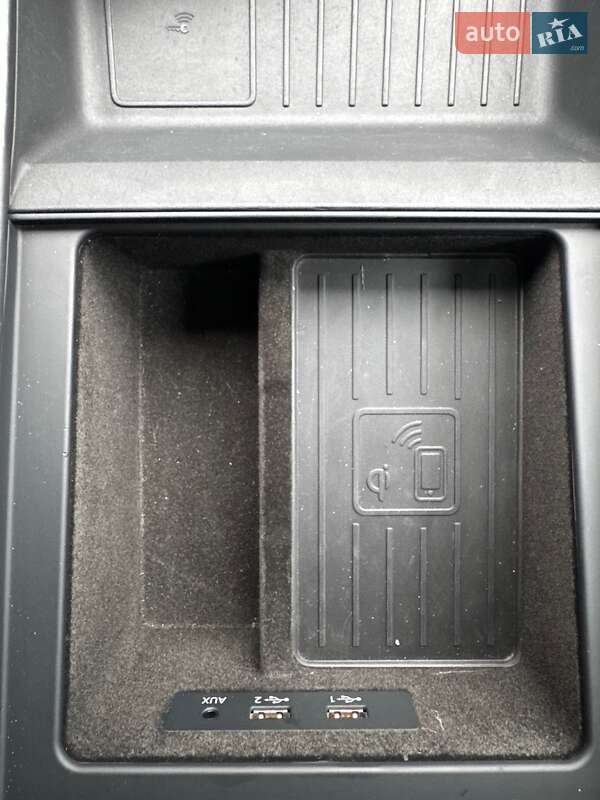 Позашляховик / Кросовер Audi SQ7 2017 в Києві фото 58 Позашляховик / Кросовер Audi SQ7 2017 в Києві