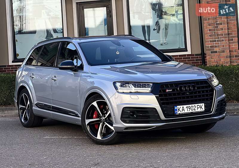 Внедорожник / Кроссовер Audi SQ7 2017 в Киеве