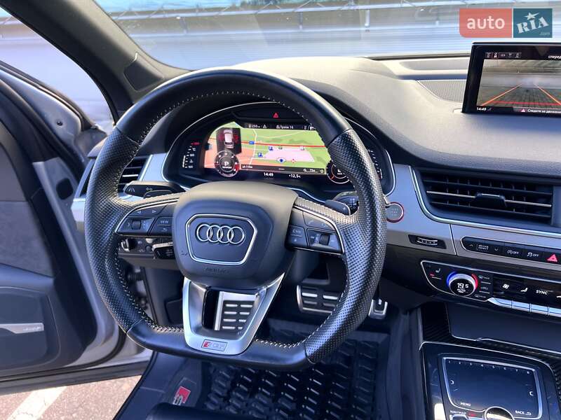 Внедорожник / Кроссовер Audi SQ7 2017 в Киеве