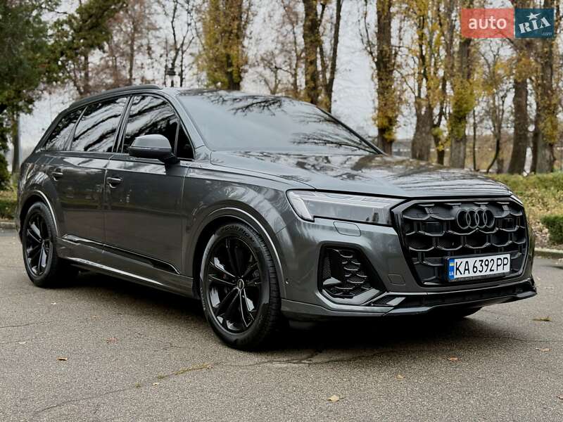 Позашляховик / Кросовер Audi SQ7 2024 в Києві