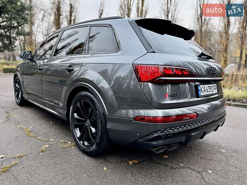 Позашляховик / Кросовер Audi SQ7 2024 в Києві