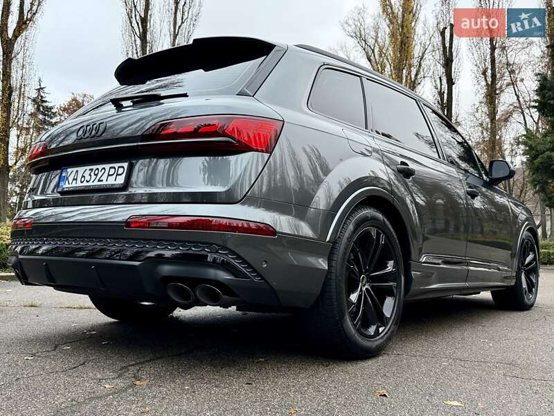 Позашляховик / Кросовер Audi SQ7 2024 в Києві