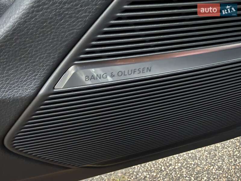 Позашляховик / Кросовер Audi SQ7 2024 в Києві