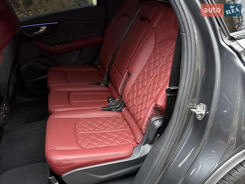 Позашляховик / Кросовер Audi SQ7 2024 в Києві