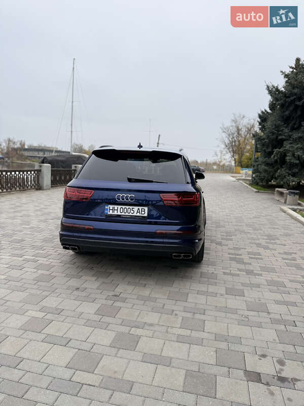 Позашляховик / Кросовер Audi SQ7 2018 в Дніпрі фото 11 Позашляховик / Кросовер Audi SQ7 2018 в Дніпрі