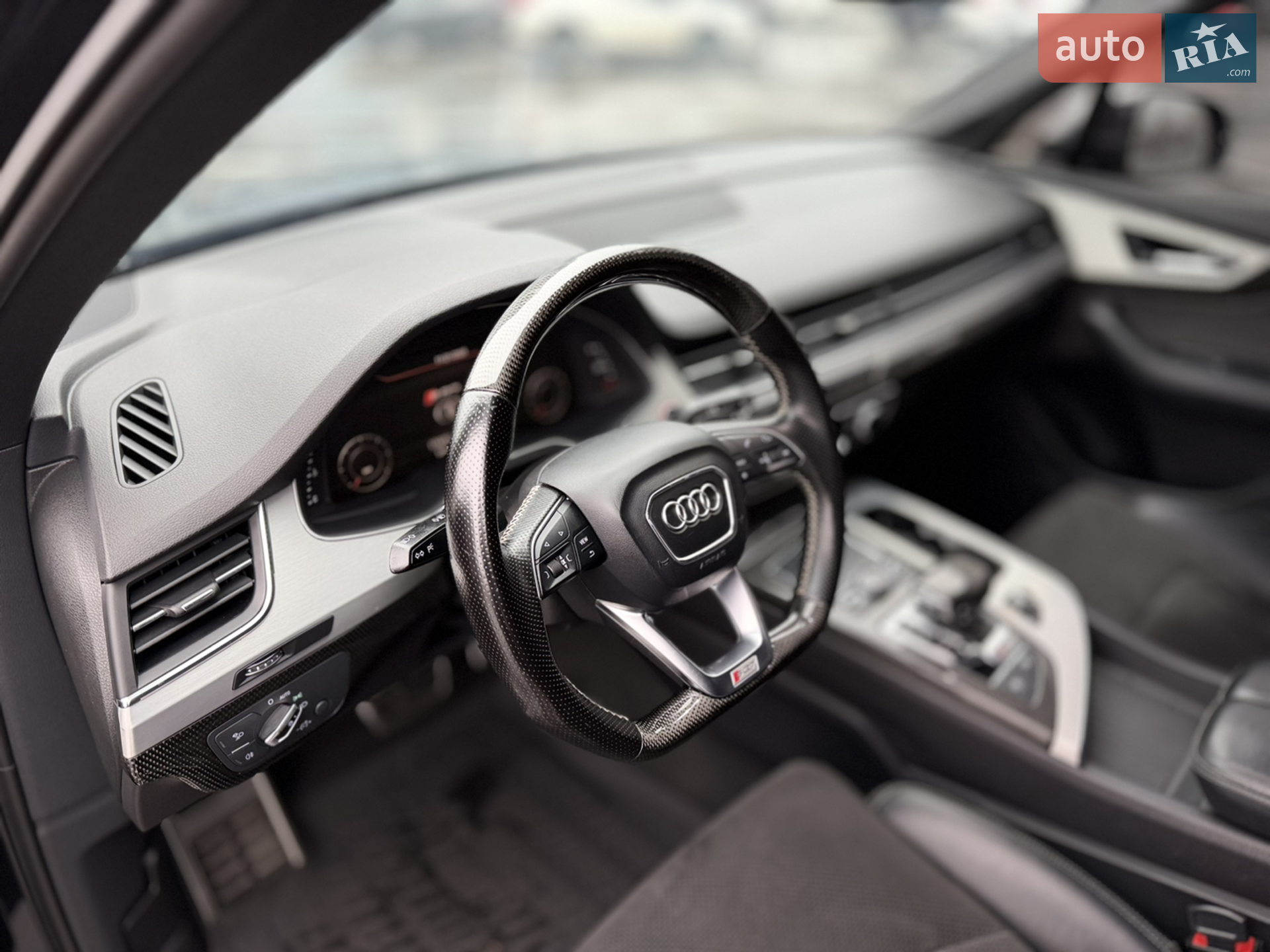 2017 Audi SQ7 - мініатюра 10