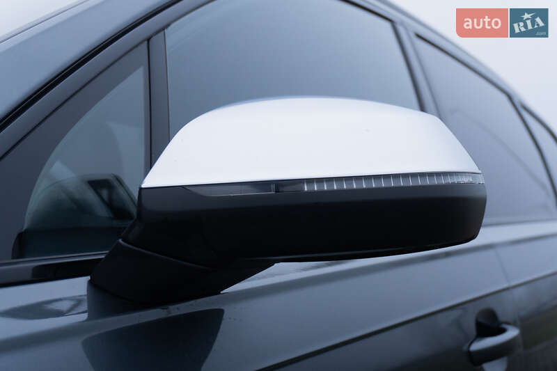 Позашляховик / Кросовер Audi SQ7 2018 в Львові