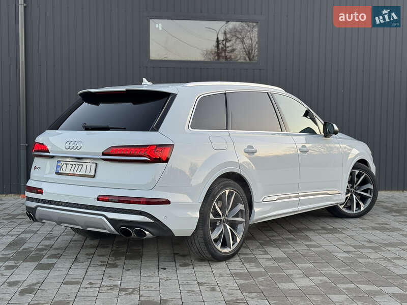 Внедорожник / Кроссовер Audi SQ7 2021 в Ивано-Франковске