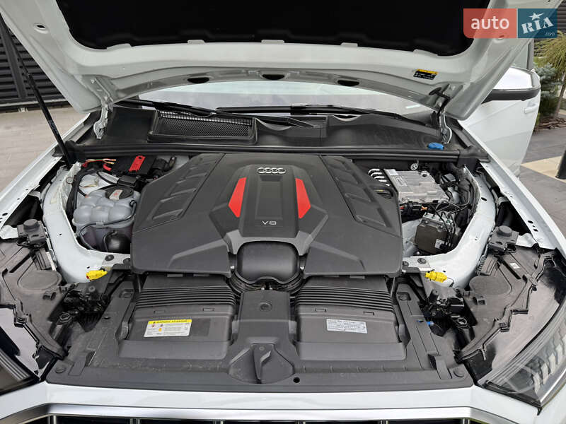 Внедорожник / Кроссовер Audi SQ7 2021 в Ивано-Франковске