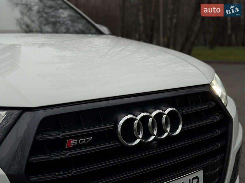 Внедорожник / Кроссовер Audi SQ7 2017 в Киеве фото 13 Внедорожник / Кроссовер Audi SQ7 2017 в Киеве