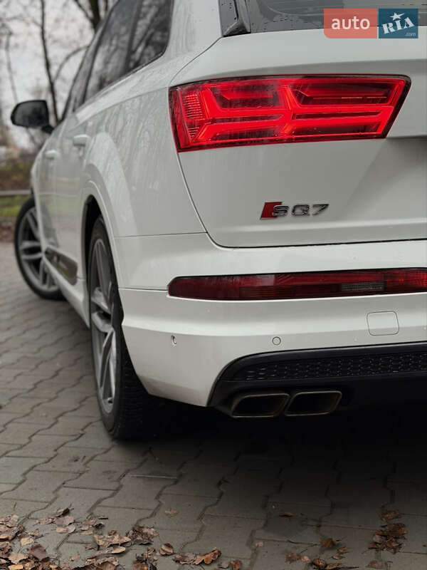 Внедорожник / Кроссовер Audi SQ7 2017 в Киеве фото 16 Внедорожник / Кроссовер Audi SQ7 2017 в Киеве