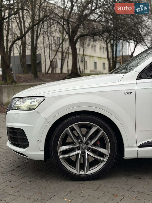 Внедорожник / Кроссовер Audi SQ7 2017 в Киеве фото 22 Внедорожник / Кроссовер Audi SQ7 2017 в Киеве