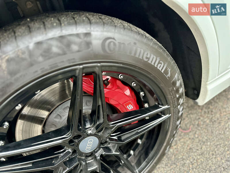 Внедорожник / Кроссовер Audi SQ7 2017 в Киеве фото 19 Внедорожник / Кроссовер Audi SQ7 2017 в Киеве