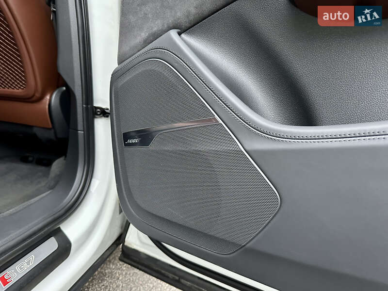 Внедорожник / Кроссовер Audi SQ7 2017 в Киеве фото 57 Внедорожник / Кроссовер Audi SQ7 2017 в Киеве