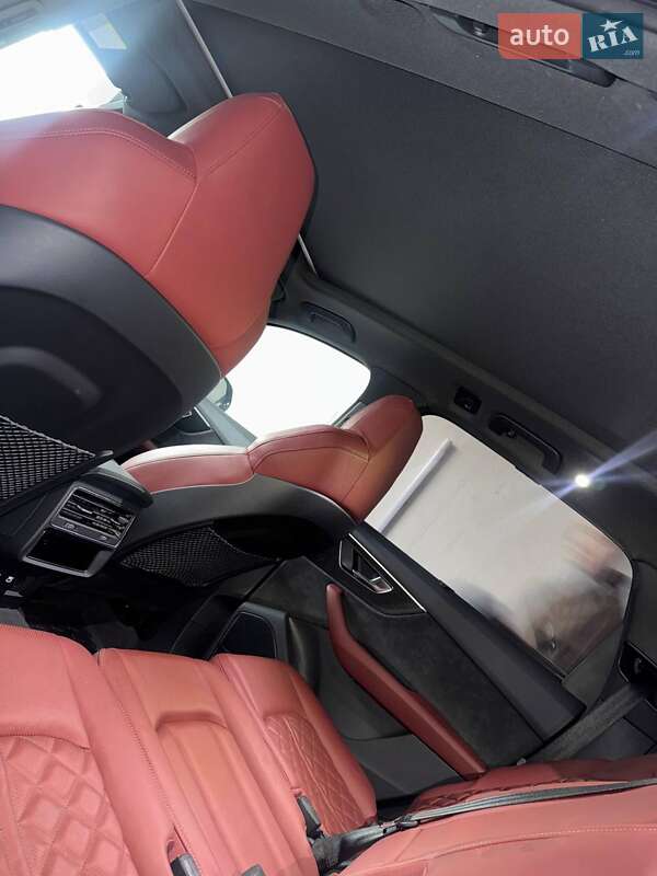 Внедорожник / Кроссовер Audi SQ7 2020 в Киеве фото 10 Внедорожник / Кроссовер Audi SQ7 2020 в Киеве