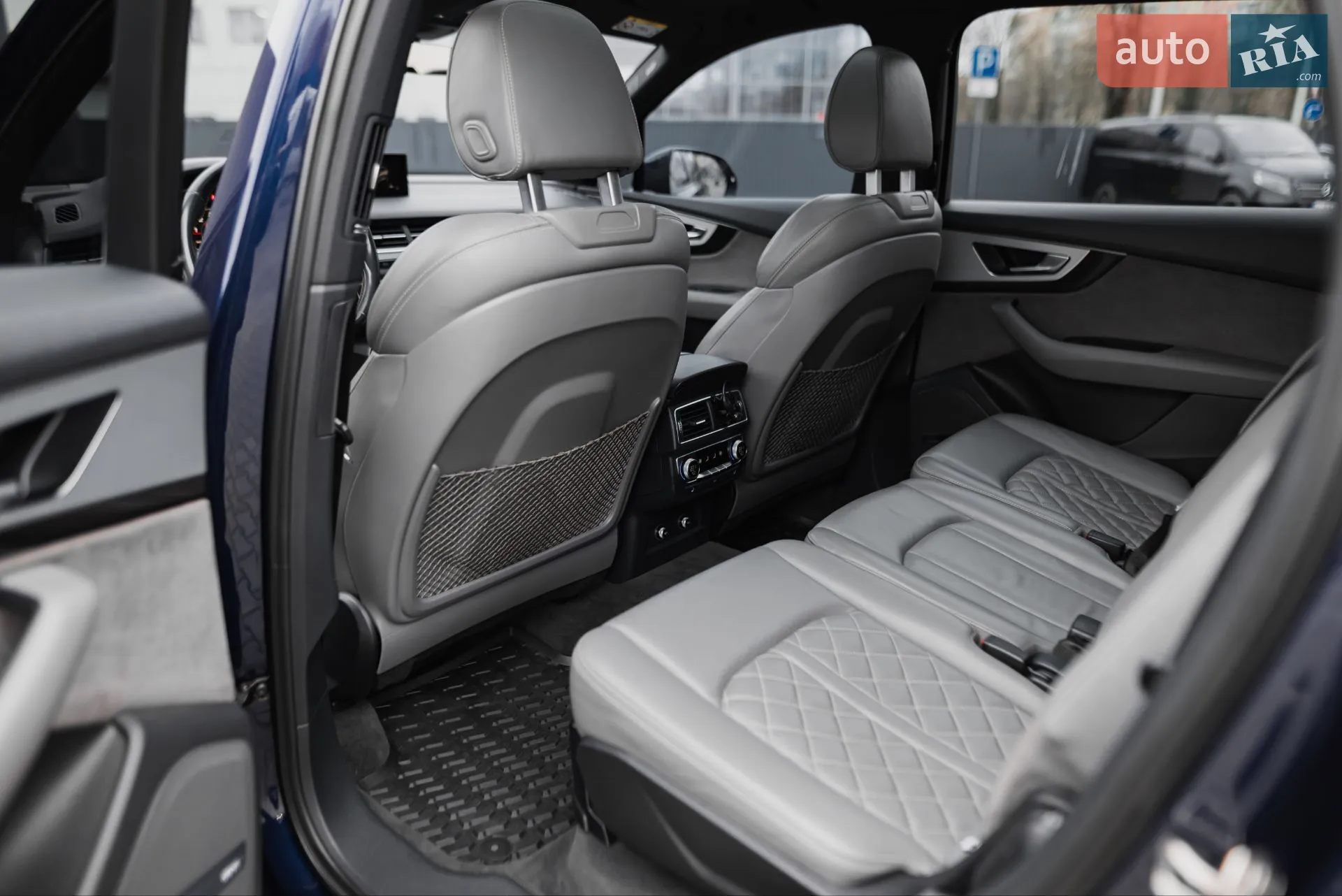 2019 Audi SQ7 - мініатюра 9