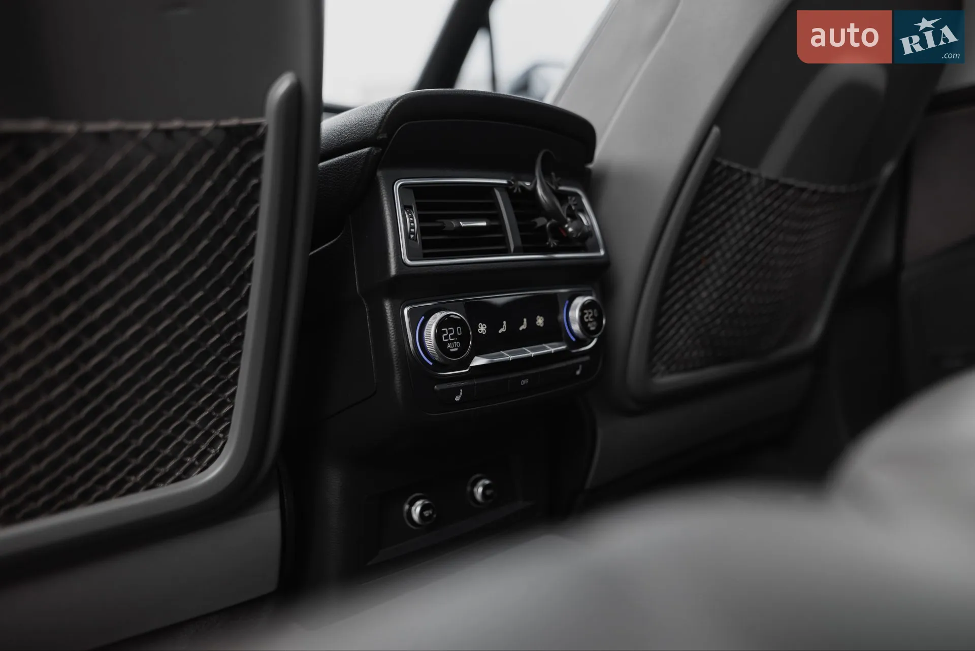 2019 Audi SQ7 - мініатюра 10