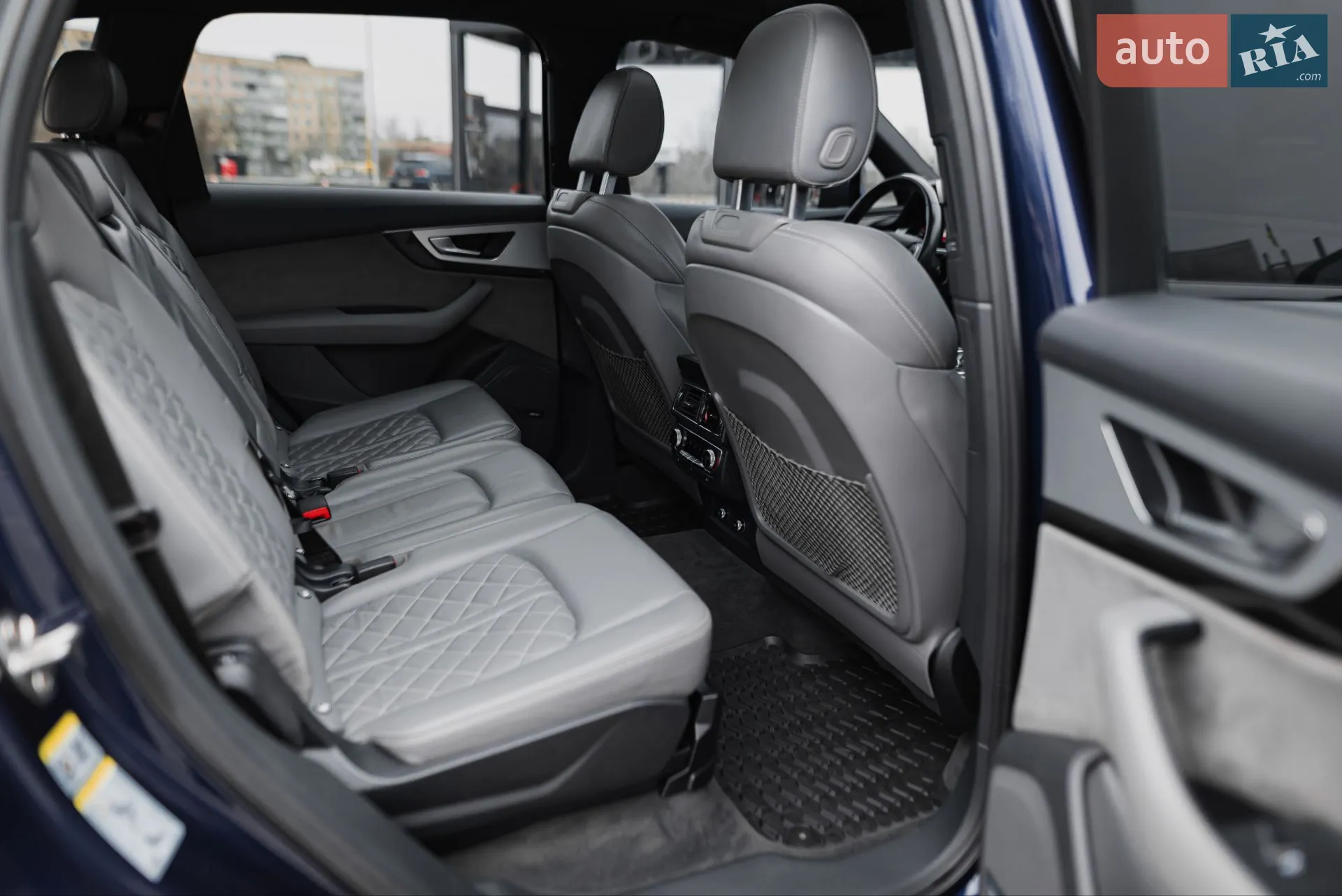 2019 Audi SQ7 - мініатюра 11