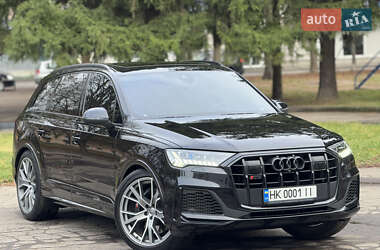 Внедорожник / Кроссовер Audi SQ7 2019 в Ровно