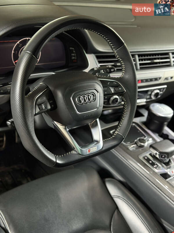 Позашляховик / Кросовер Audi SQ7 2018 в Хмельницькому фото 4 Позашляховик / Кросовер Audi SQ7 2018 в Хмельницькому