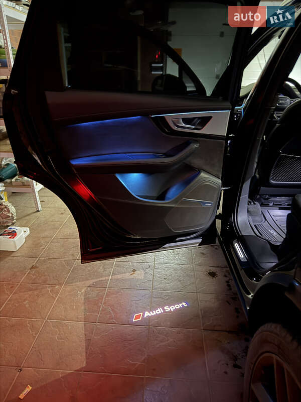 Позашляховик / Кросовер Audi SQ7 2018 в Хмельницькому фото 35 Позашляховик / Кросовер Audi SQ7 2018 в Хмельницькому