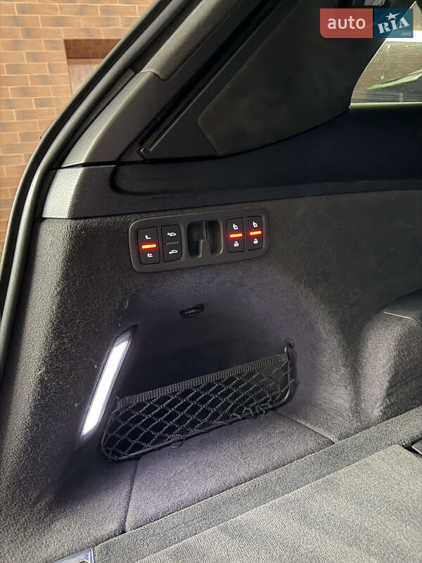 Позашляховик / Кросовер Audi SQ7 2018 в Хмельницькому фото 43 Позашляховик / Кросовер Audi SQ7 2018 в Хмельницькому