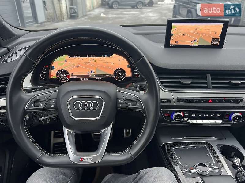 Позашляховик / Кросовер Audi SQ7 2017 в Вінниці