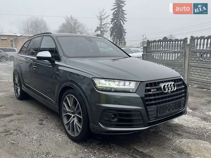 Позашляховик / Кросовер Audi SQ7 2017 в Вінниці