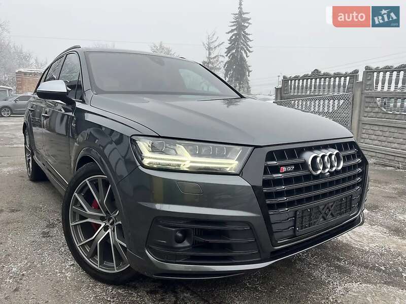 Позашляховик / Кросовер Audi SQ7 2017 в Вінниці