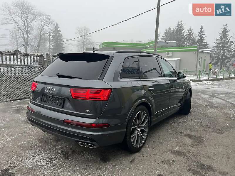 Позашляховик / Кросовер Audi SQ7 2017 в Вінниці