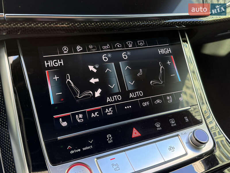 Внедорожник / Кроссовер Audi SQ7 2020 в Киеве