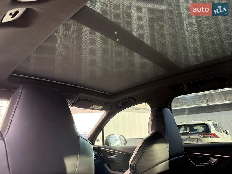 Внедорожник / Кроссовер Audi SQ7 2020 в Киеве