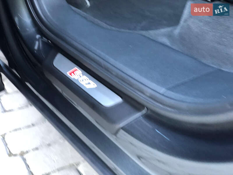 Внедорожник / Кроссовер Audi SQ7 2017 в Трускавце