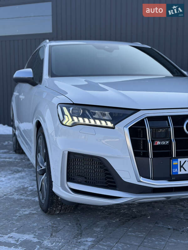 Позашляховик / Кросовер Audi SQ7 2021 в Коломиї