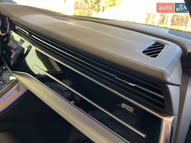 Внедорожник / Кроссовер Audi SQ7 2021 в Киеве фото 20 Внедорожник / Кроссовер Audi SQ7 2021 в Киеве