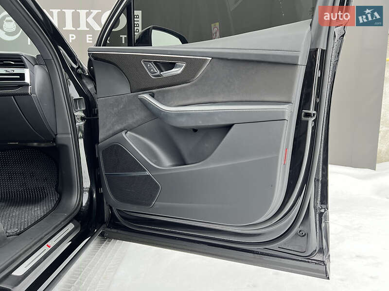 Внедорожник / Кроссовер Audi SQ7 2023 в Львове