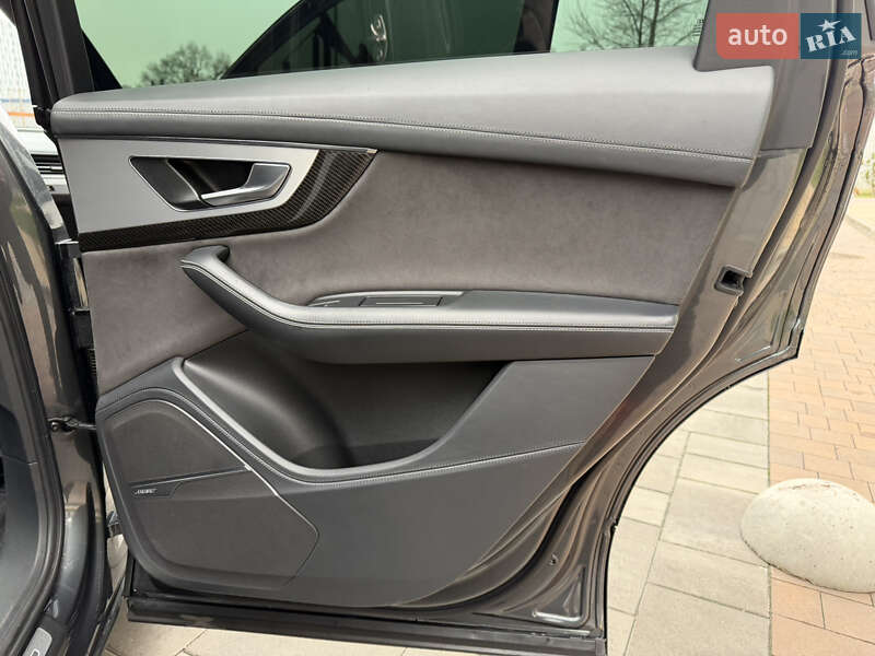 Внедорожник / Кроссовер Audi SQ7 2018 в Киеве фото 26 Внедорожник / Кроссовер Audi SQ7 2018 в Киеве