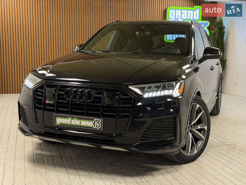 Внедорожник / Кроссовер Audi SQ7 2020 в Киеве
