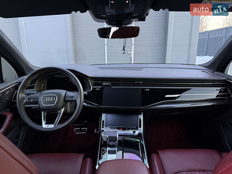 Позашляховик / Кросовер Audi SQ7 2021 в Києві