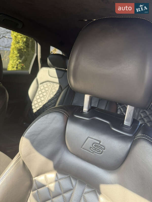 Внедорожник / Кроссовер Audi SQ7 2016 в Хусте фото 8 Внедорожник / Кроссовер Audi SQ7 2016 в Хусте