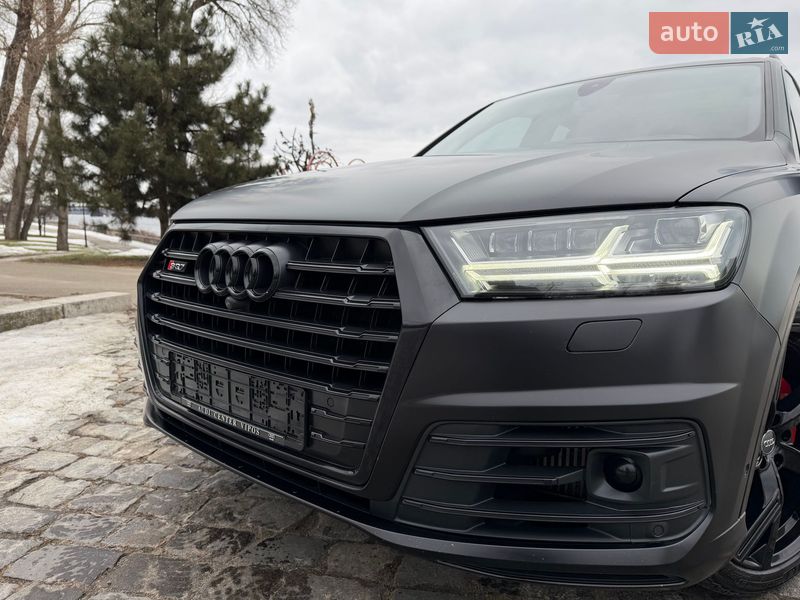 Позашляховик / Кросовер Audi SQ7 2018 в Києві