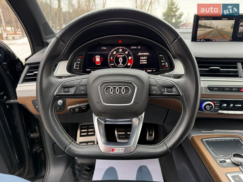 Позашляховик / Кросовер Audi SQ7 2018 в Києві