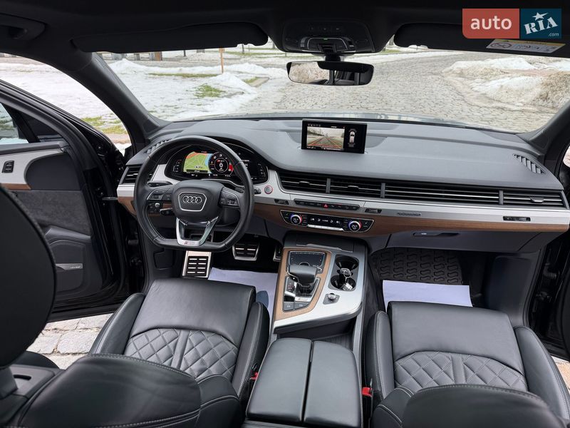 Позашляховик / Кросовер Audi SQ7 2018 в Києві