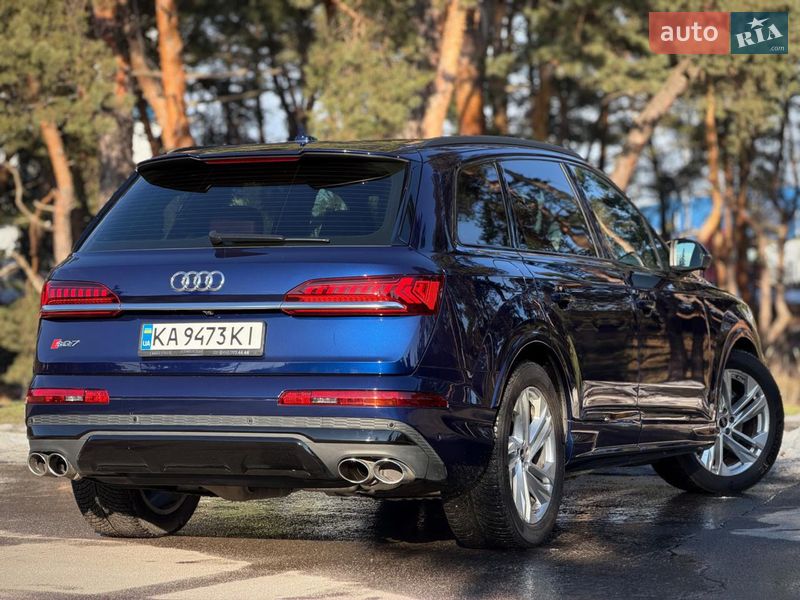 Внедорожник / Кроссовер Audi SQ7 2020 в Киеве