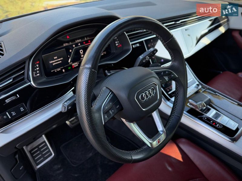 Внедорожник / Кроссовер Audi SQ7 2020 в Киеве