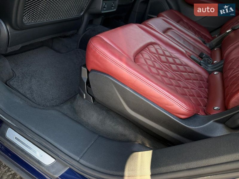 Внедорожник / Кроссовер Audi SQ7 2020 в Киеве