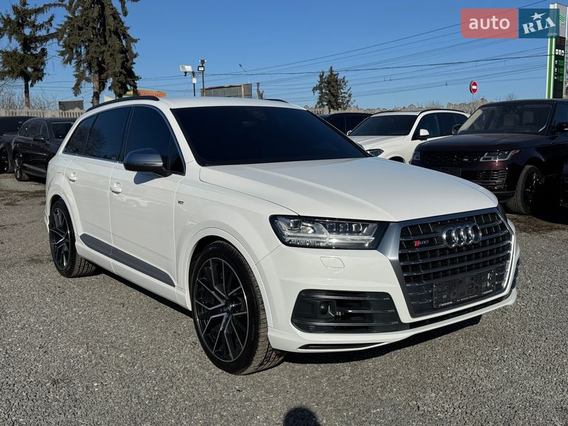 Внедорожник / Кроссовер Audi SQ7 2017 в Тернополе