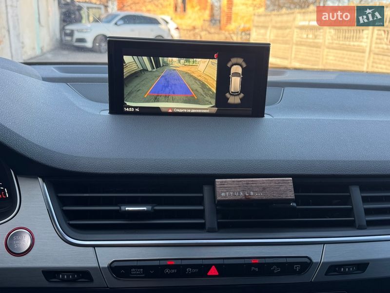 Внедорожник / Кроссовер Audi SQ7 2017 в Тернополе